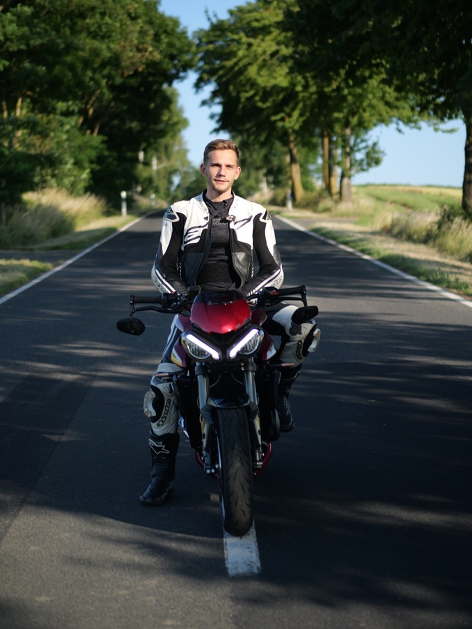 Samuel Engel | Kurvenbalance – Motorradtraining in Technik & Mentalcoaching